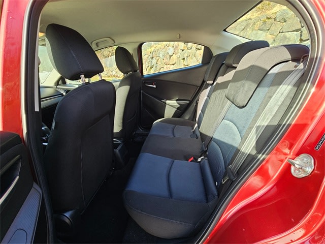 2017 Toyota Yaris iA Base 18