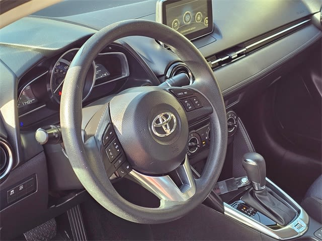 2017 Toyota Yaris iA Base 2