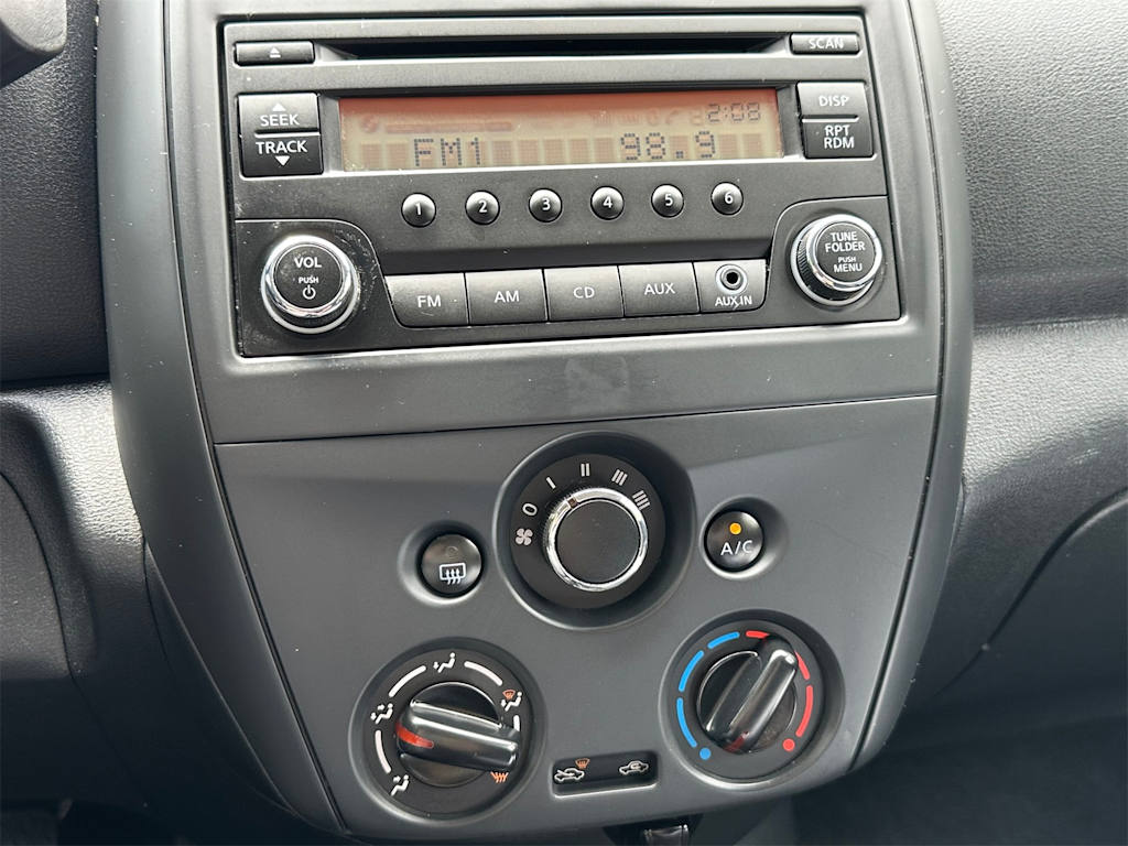 Thumbnail: 2016 Nissan Versa - 21
