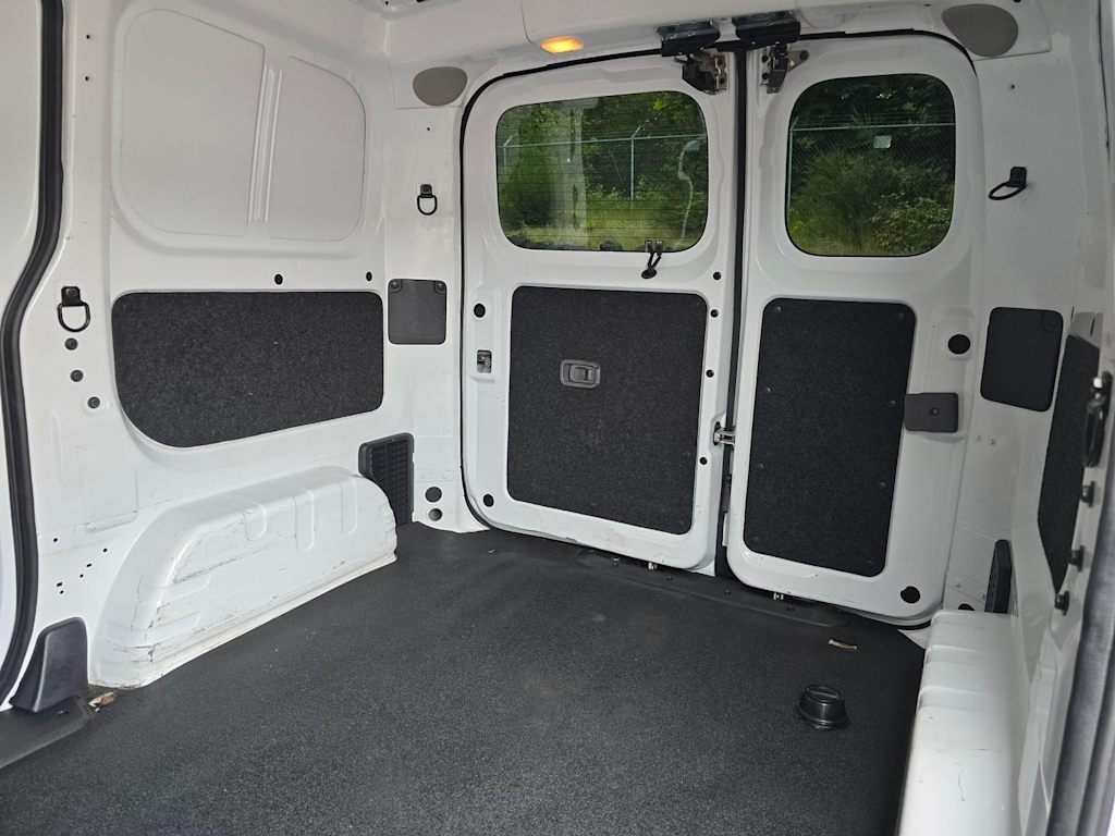 Thumbnail: 2021 Nissan NV200 - 20