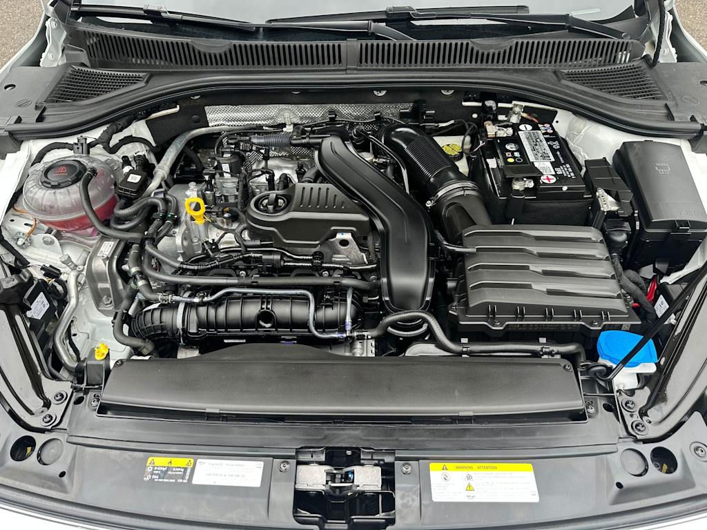 Thumbnail: 2022 Volkswagen Jetta - 9