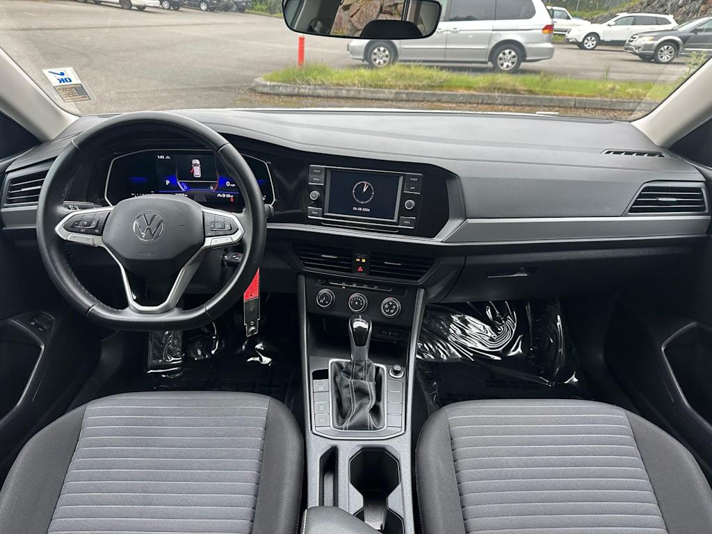 Thumbnail: 2022 Volkswagen Jetta - 2