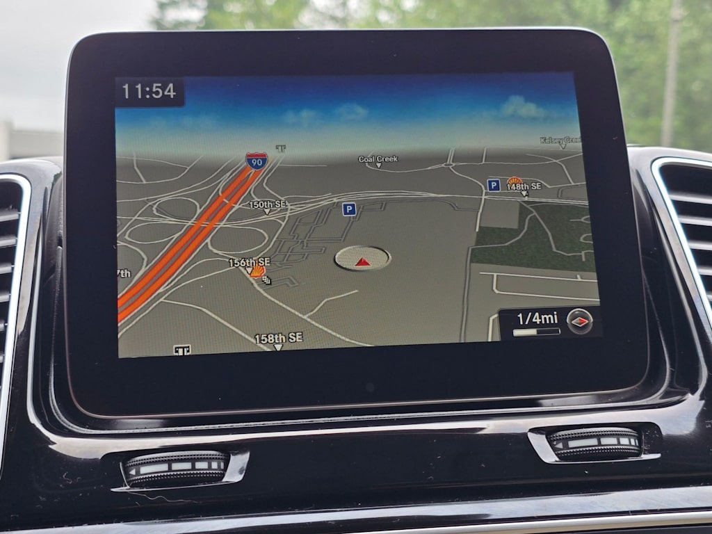 Thumbnail: 2016 Mercedes-Benz GLE - 21
