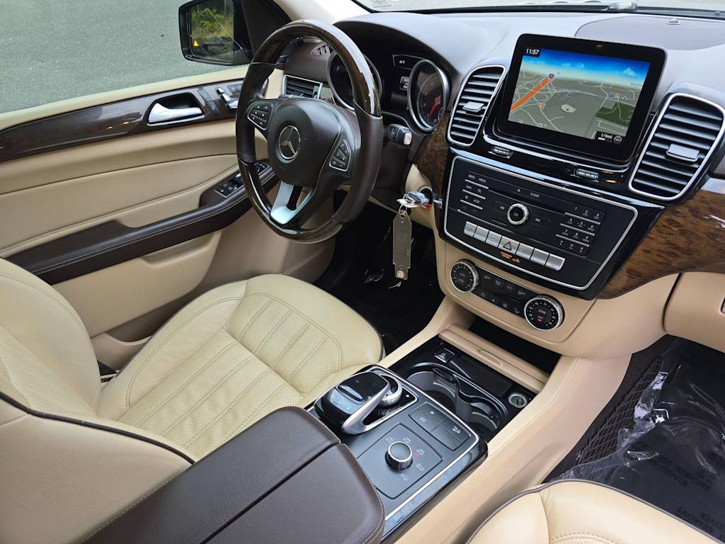 Thumbnail: 2016 Mercedes-Benz GLE - 15