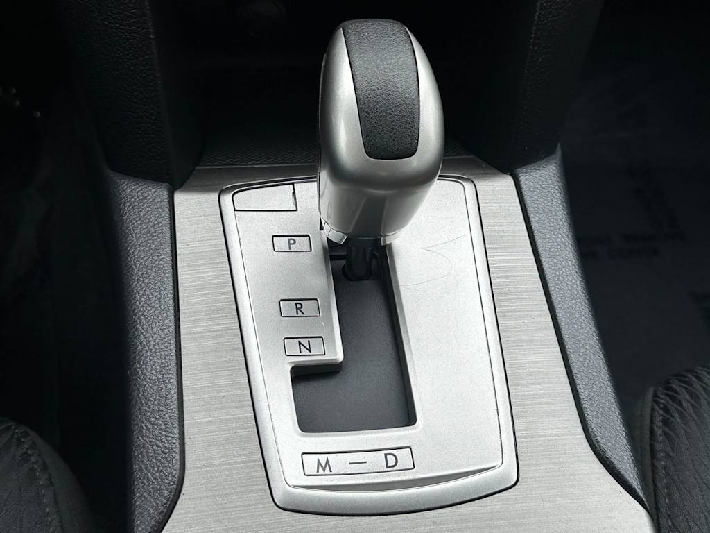 Thumbnail: 2010 Subaru Legacy - 14