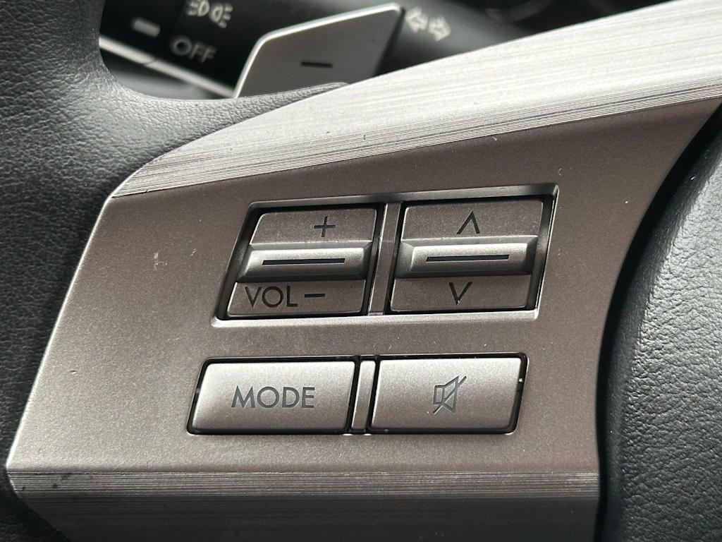 Thumbnail: 2010 Subaru Legacy - 26