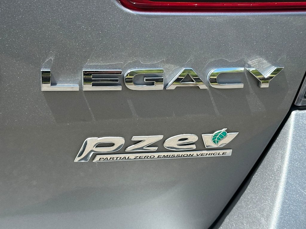 Thumbnail: 2010 Subaru Legacy - 7