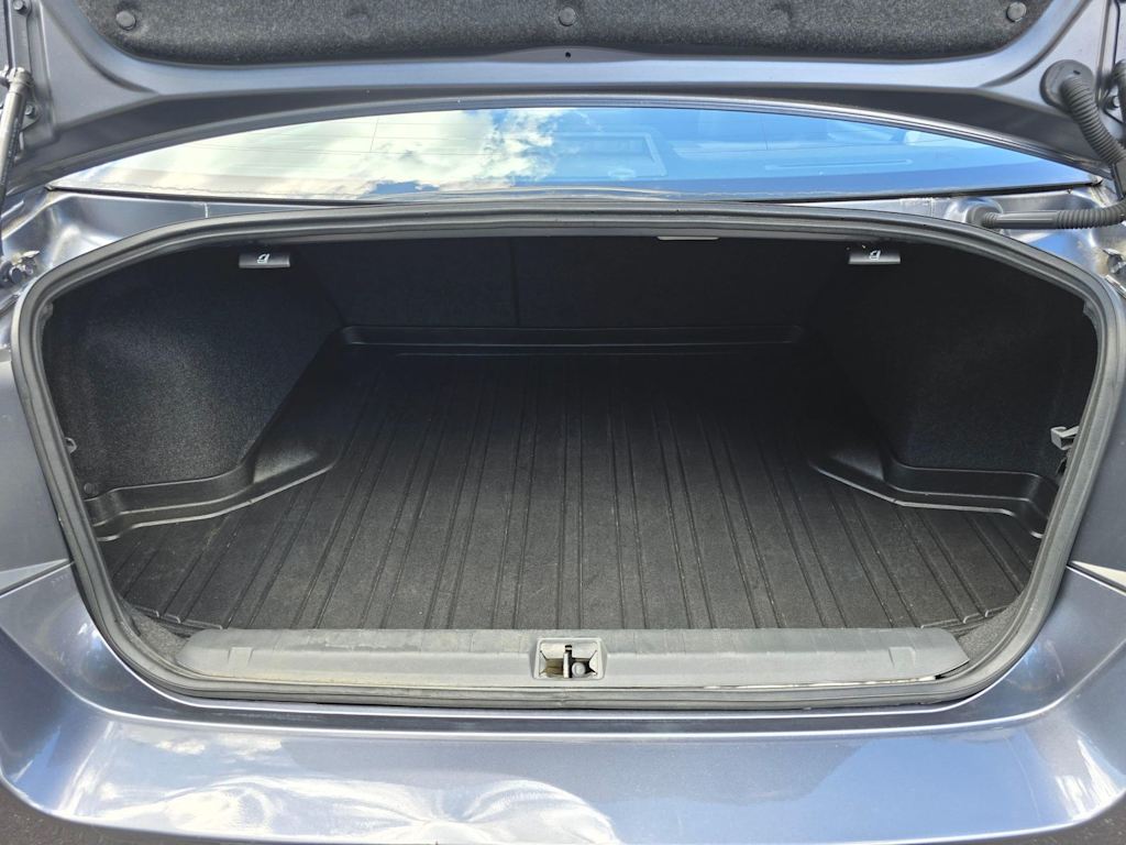 Thumbnail: 2014 Subaru Legacy - 19