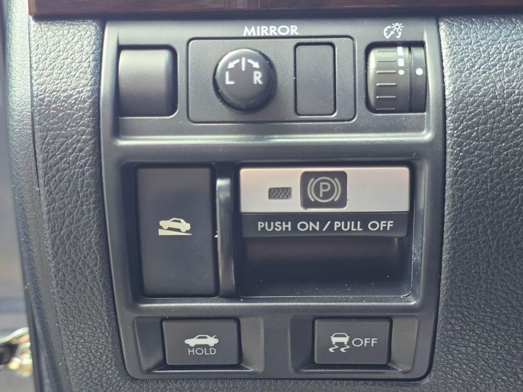 Thumbnail: 2014 Subaru Legacy - 24