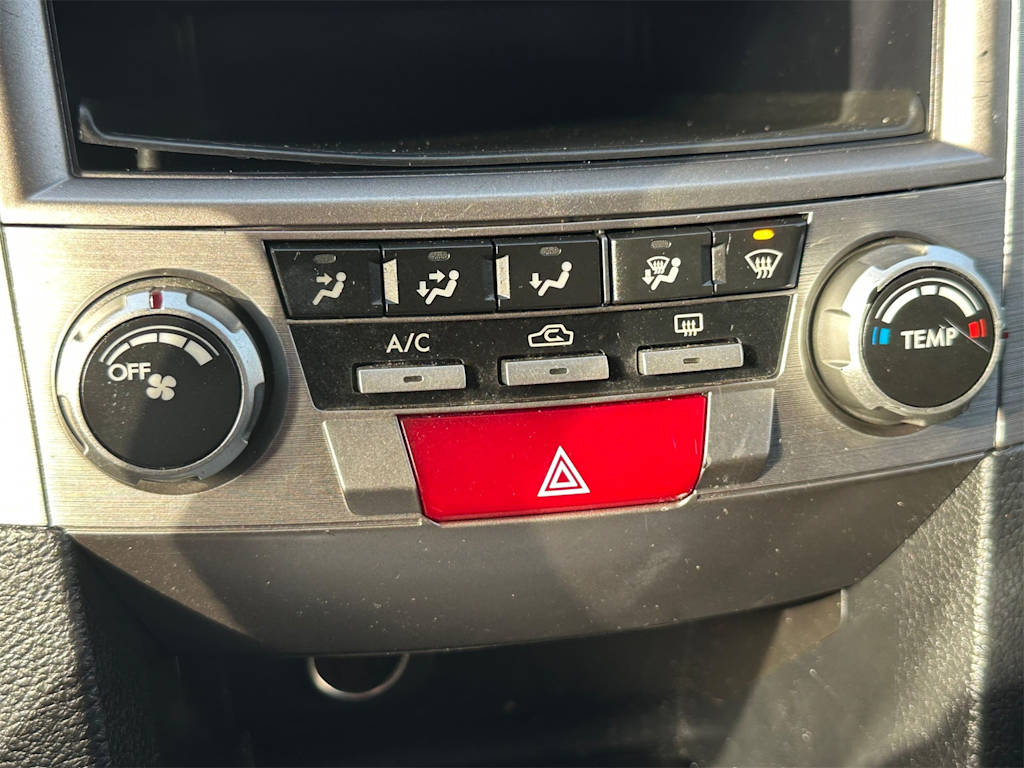 Thumbnail: 2014 Subaru Outback - 21