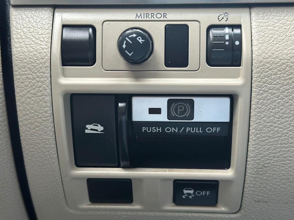 Thumbnail: 2012 Subaru Outback - 24