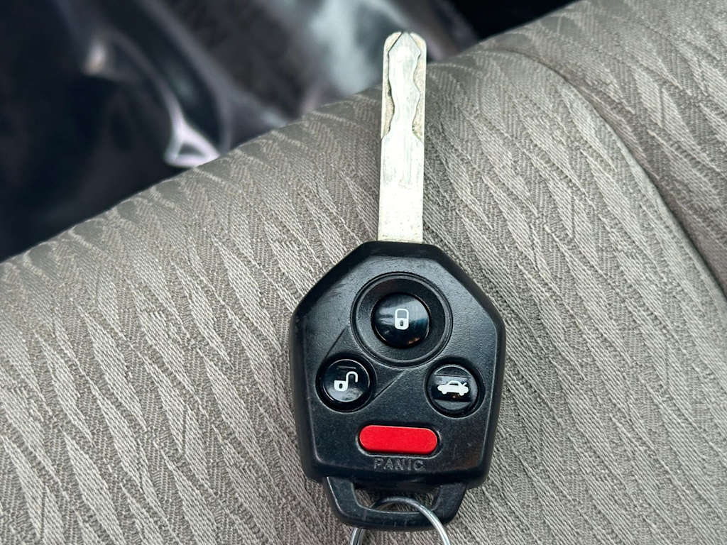 Thumbnail: 2012 Subaru Outback - 18