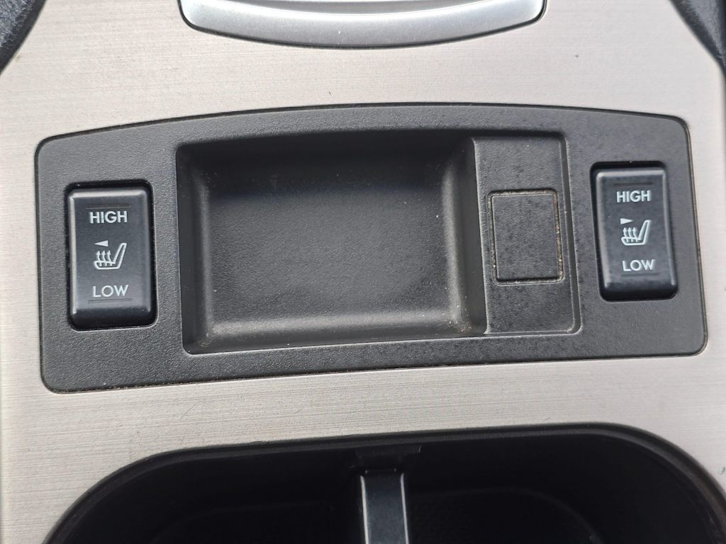 Thumbnail: 2012 Subaru Outback - 26