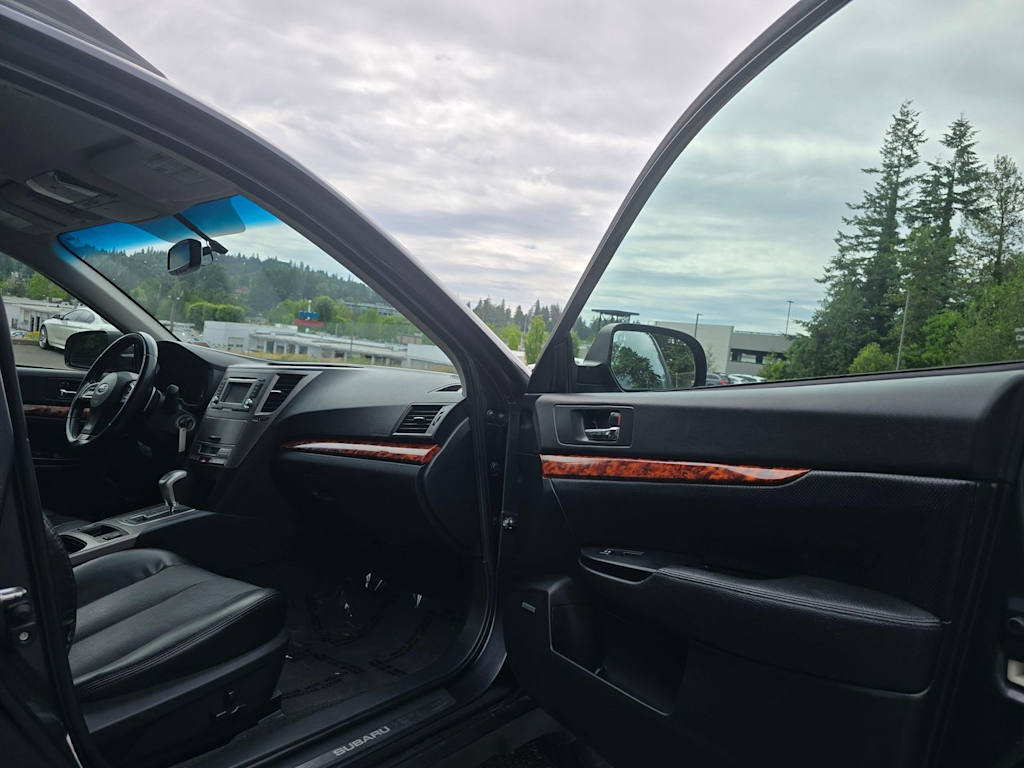 Thumbnail: 2012 Subaru Outback - 9