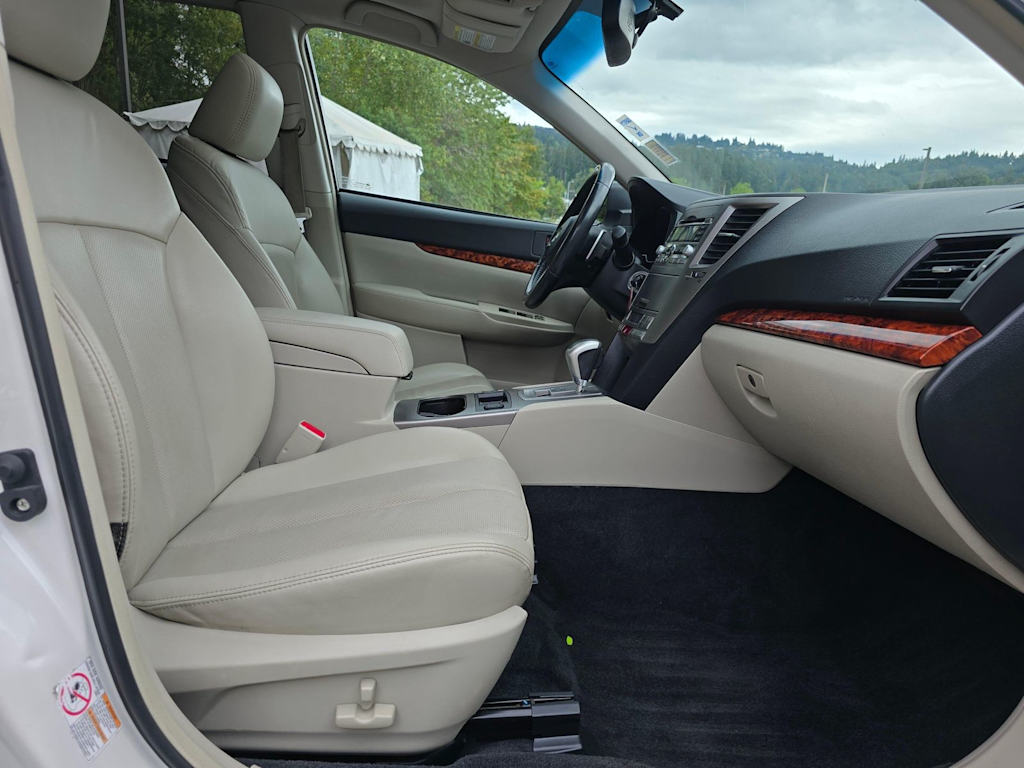 Thumbnail: 2011 Subaru Outback - 29