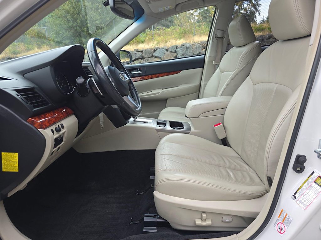 Thumbnail: 2011 Subaru Outback - 11