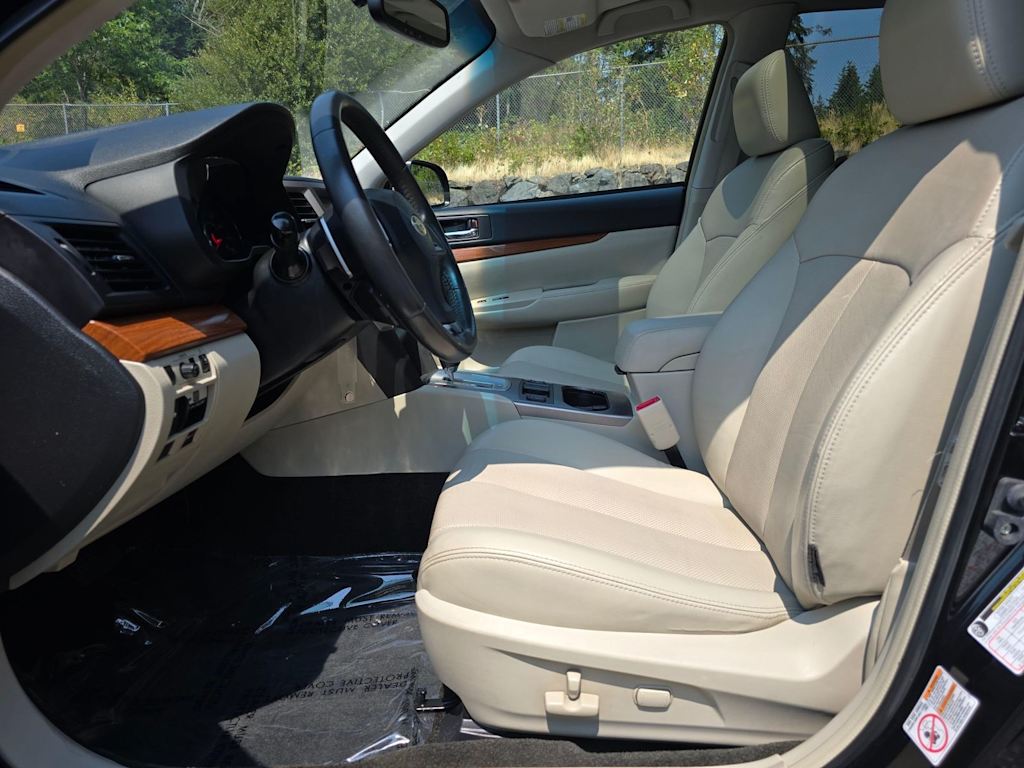 Thumbnail: 2013 Subaru Outback - 10