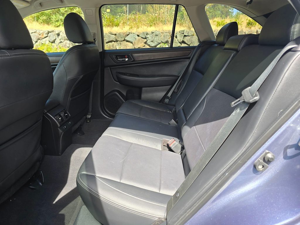 Thumbnail: 2016 Subaru Outback - 12