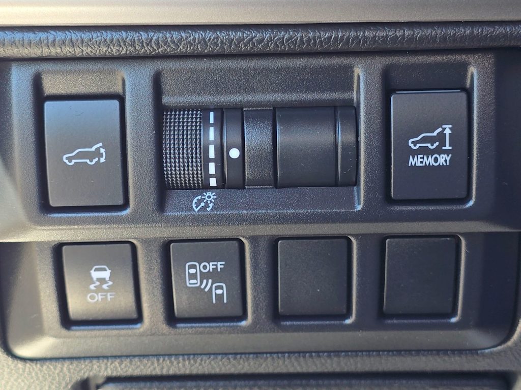 Thumbnail: 2015 Subaru Outback - 24