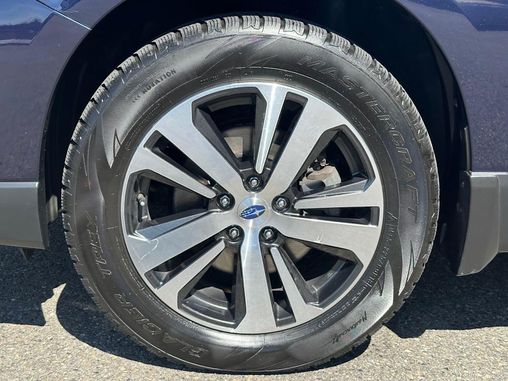Thumbnail: 2018 Subaru Outback - 8