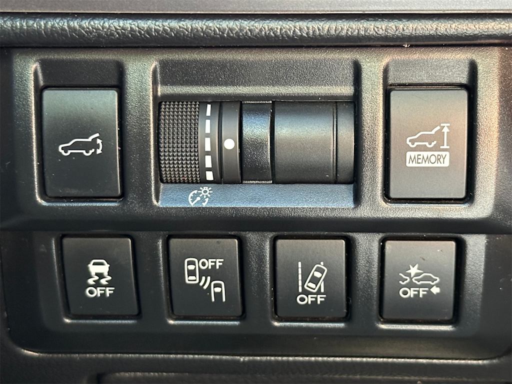Thumbnail: 2018 Subaru Outback - 25