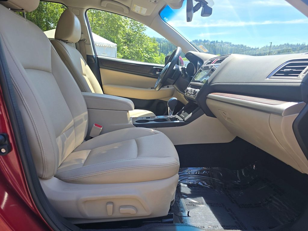 Thumbnail: 2017 Subaru Outback - 12