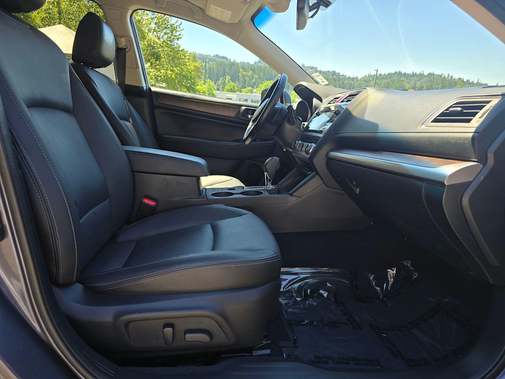 Thumbnail: 2015 Subaru Outback - 12
