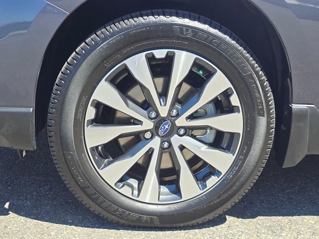 Thumbnail: 2015 Subaru Outback - 8