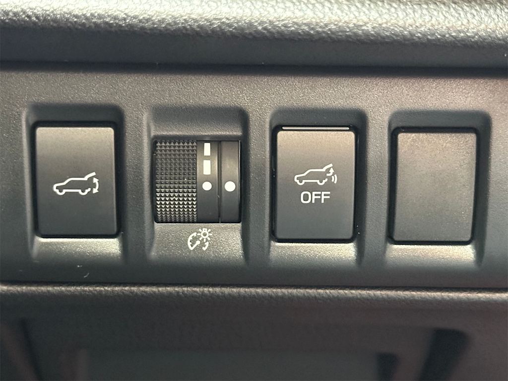 Thumbnail: 2025 Subaru Outback - 24