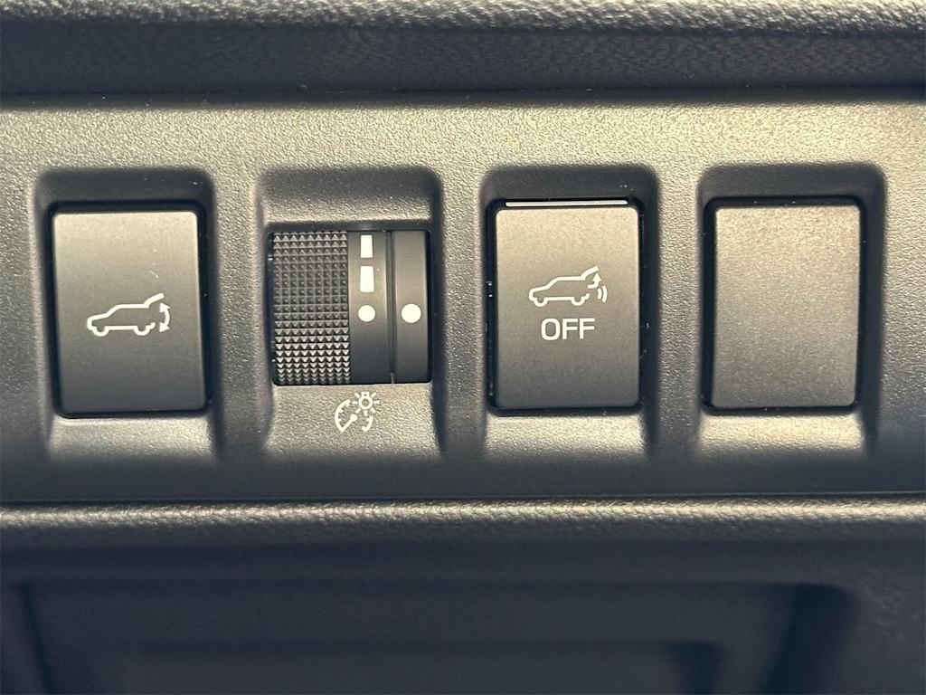 Thumbnail: 2025 Subaru Outback - 25