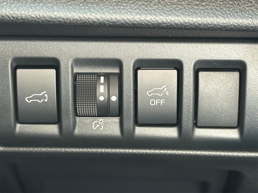 Thumbnail: 2025 Subaru Outback - 24