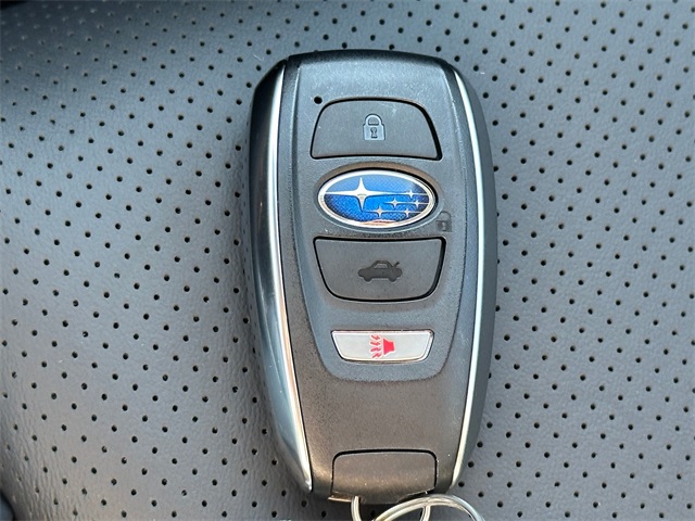 2025 Subaru Ascent Touring 18