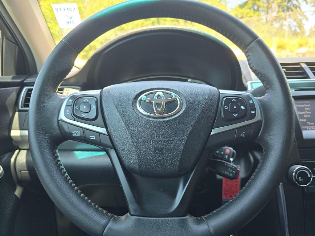 Thumbnail: 2017 Toyota Camry - 14