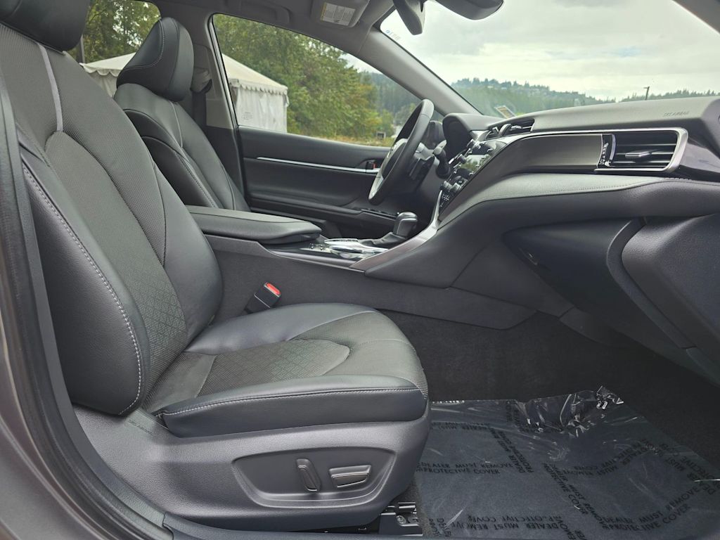 Thumbnail: 2020 Toyota Camry - 30