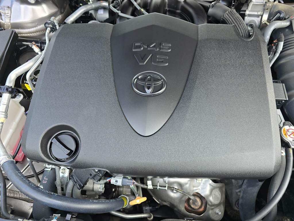 Thumbnail: 2020 Toyota Camry - 9