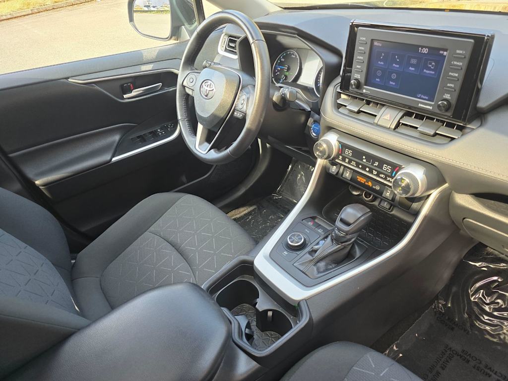 Thumbnail: 2021 Toyota RAV4 - 15