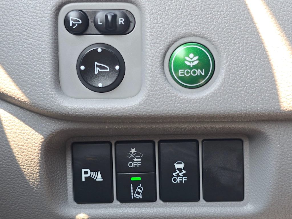 Thumbnail: 2019 Honda Pilot - 25