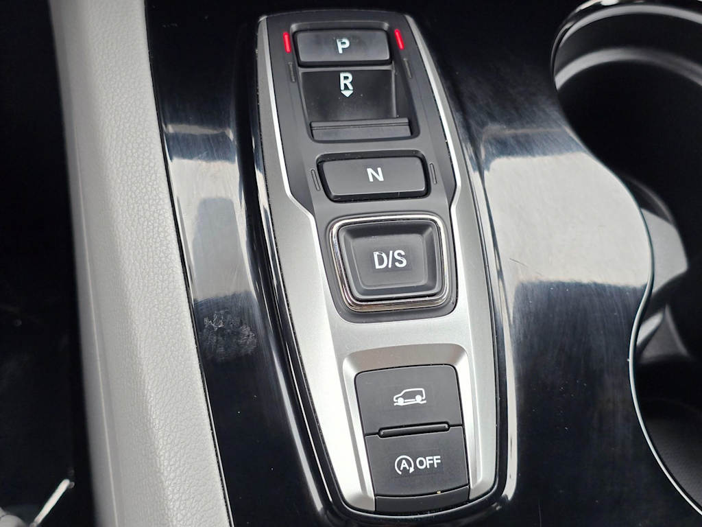 Thumbnail: 2019 Honda Pilot - 17