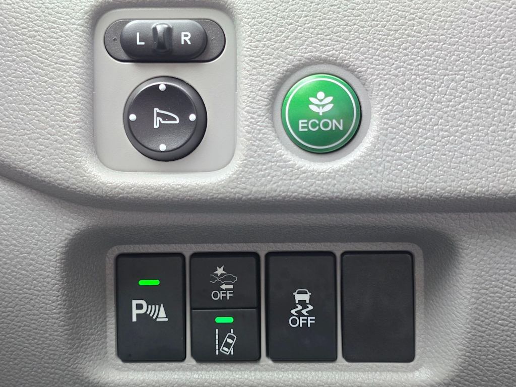 Thumbnail: 2019 Honda Pilot - 23