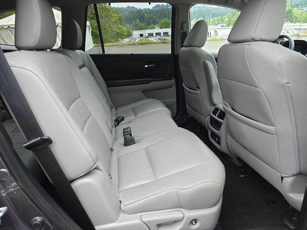 Thumbnail: 2019 Honda Pilot - 30