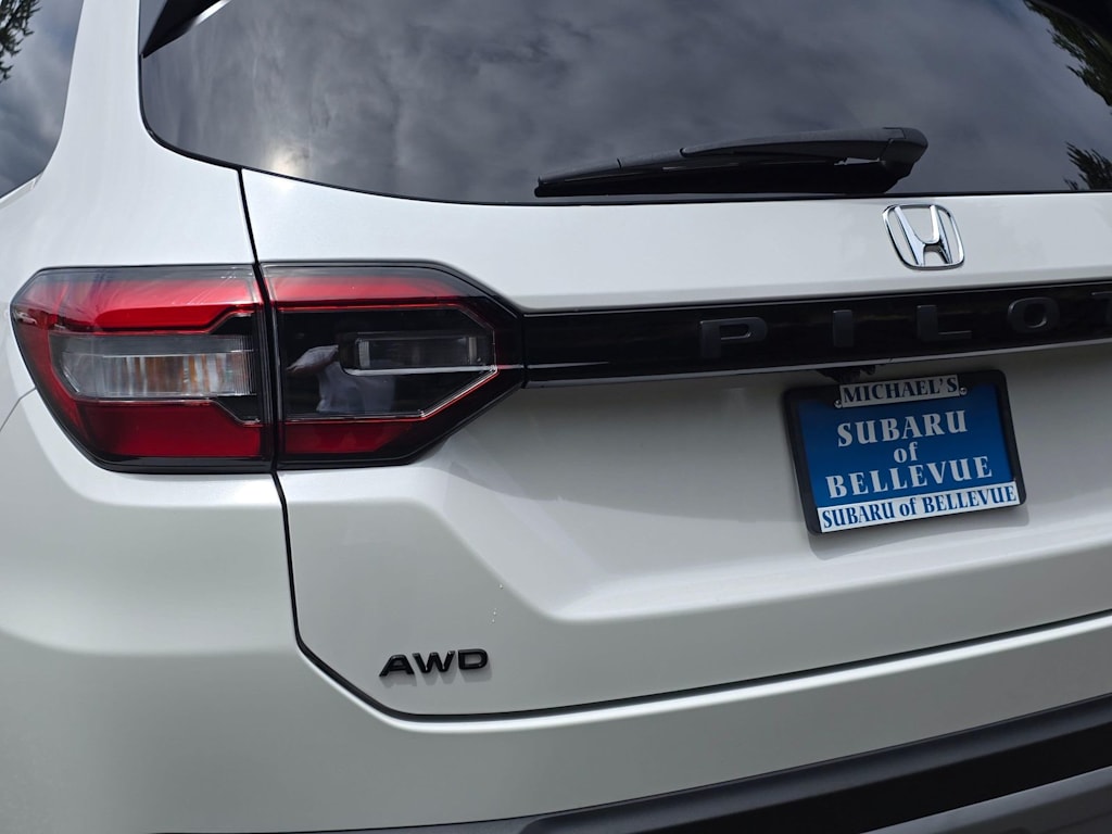 Thumbnail: 2024 Honda Pilot - 21