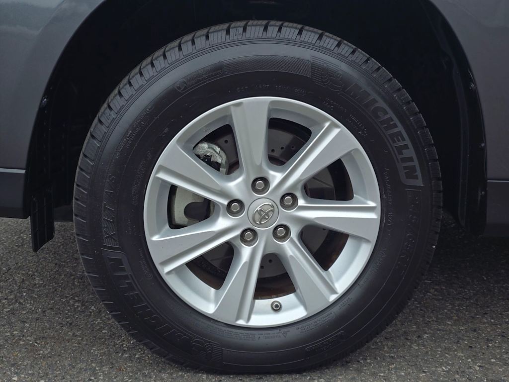 Thumbnail: 2011 Toyota Highlander - 8