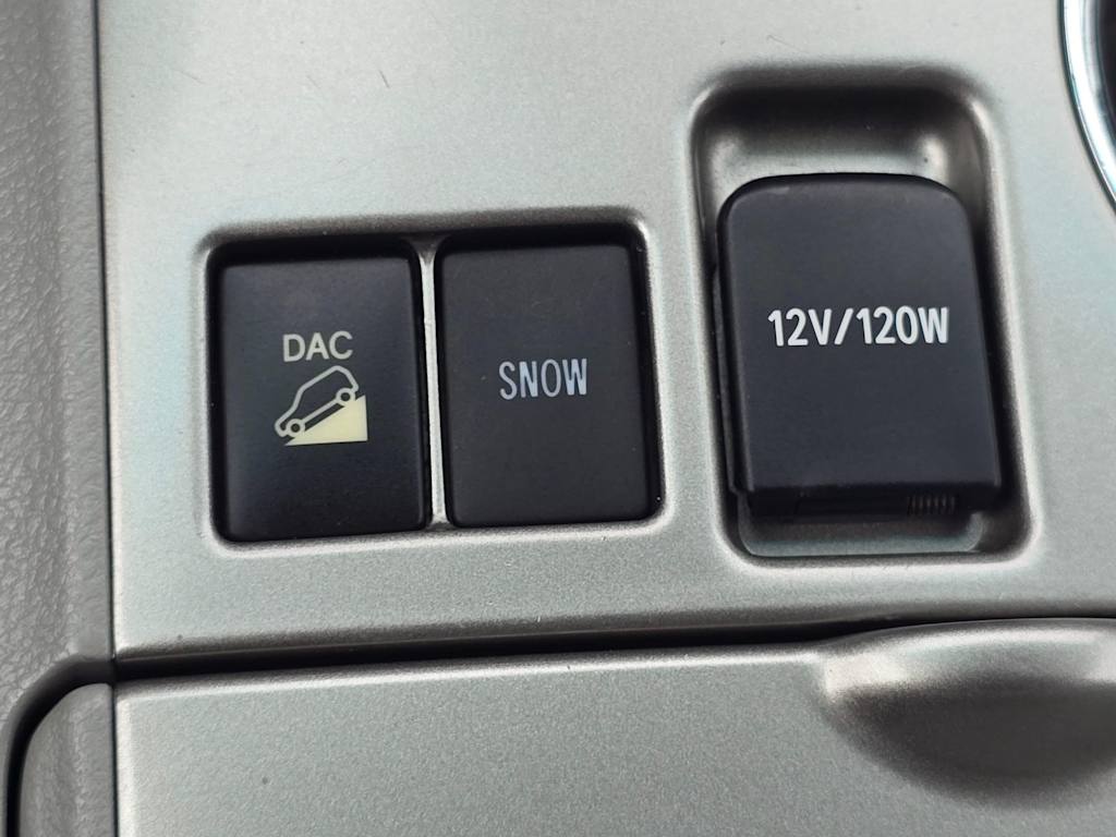 Thumbnail: 2011 Toyota Highlander - 29