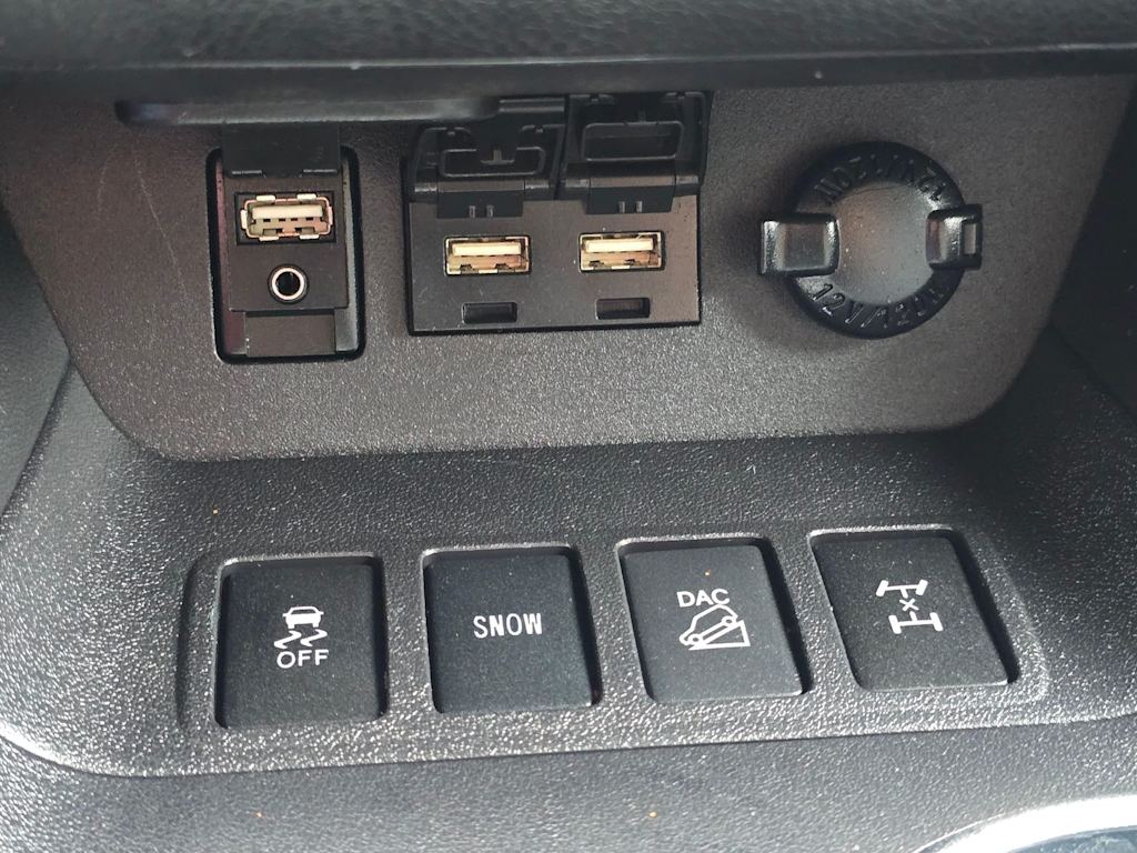 Thumbnail: 2019 Toyota Highlander - 23