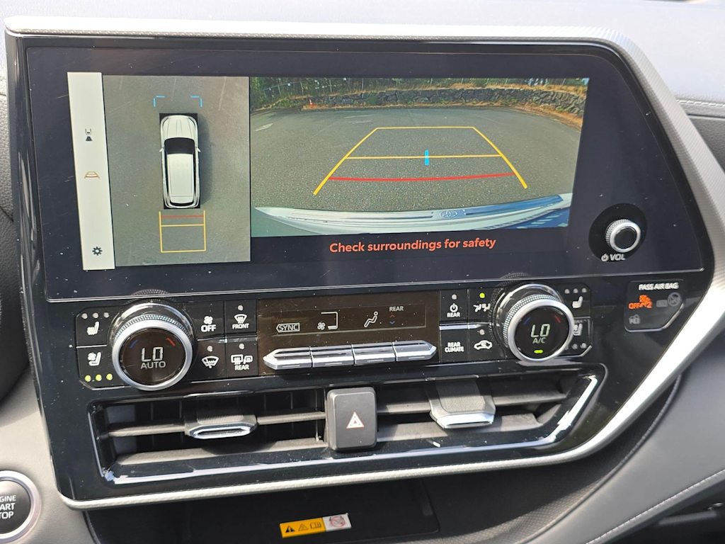 Thumbnail: 2024 Toyota Highlander - 15