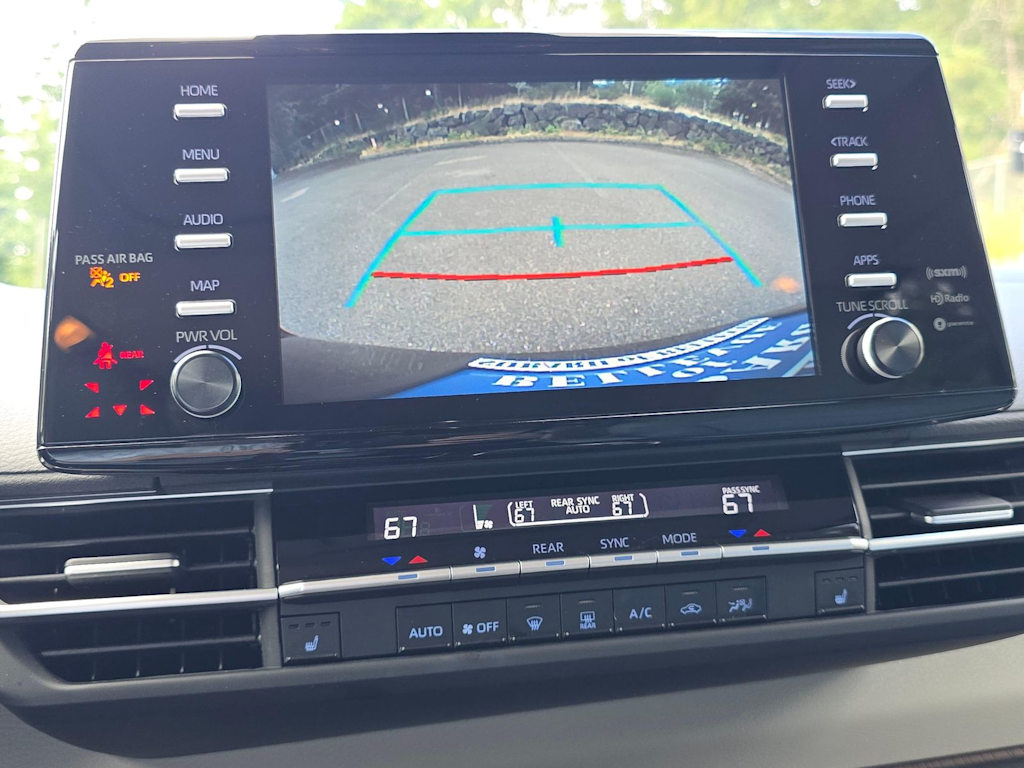 Thumbnail: 2023 Toyota Sienna - 15
