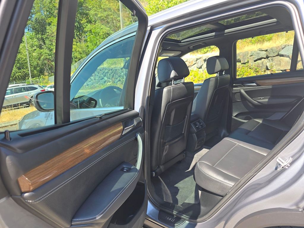 Thumbnail: 2012 BMW X3 - 29
