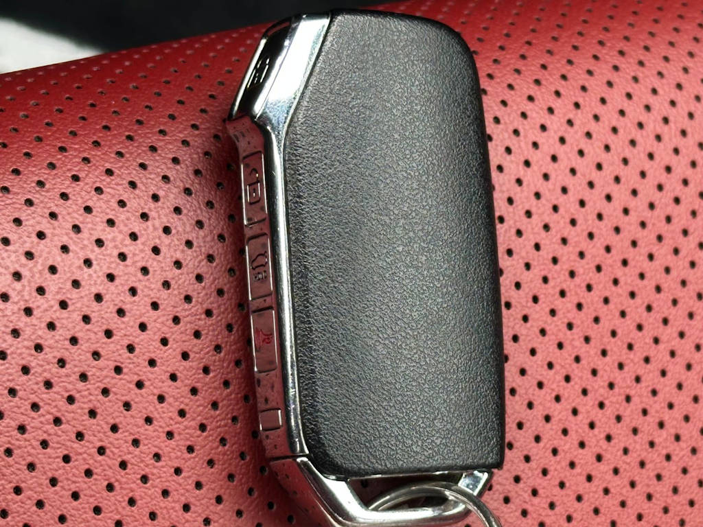 Thumbnail: 2023 Kia K5 - 17