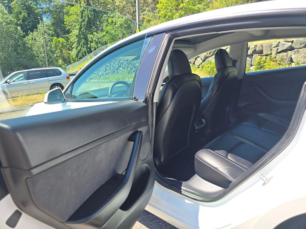 Thumbnail: 2021 Tesla Model 3 - 7