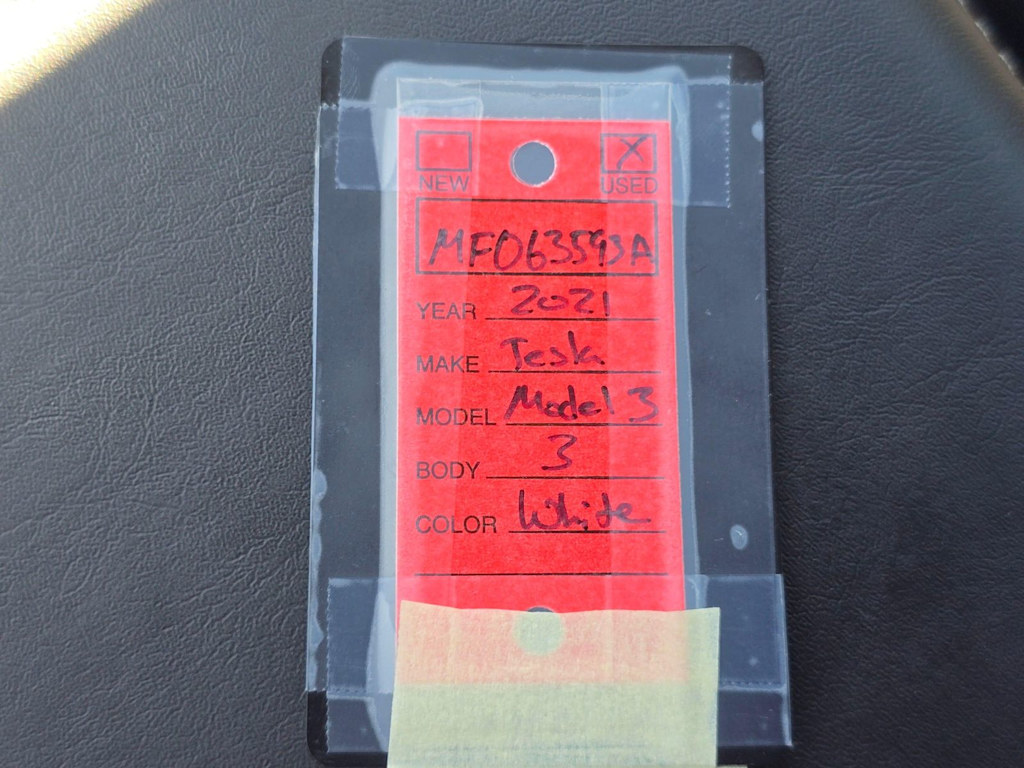 Thumbnail: 2021 Tesla Model 3 - 32